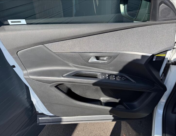 Peugeot 5008 SUV / Terénní 2,0 l 110 kw