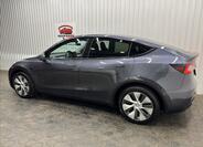 Tesla Model Y 5