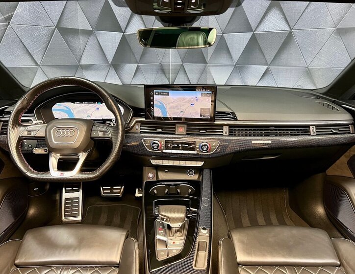 Audi S5 Hatchback 3,0 l 251 kw