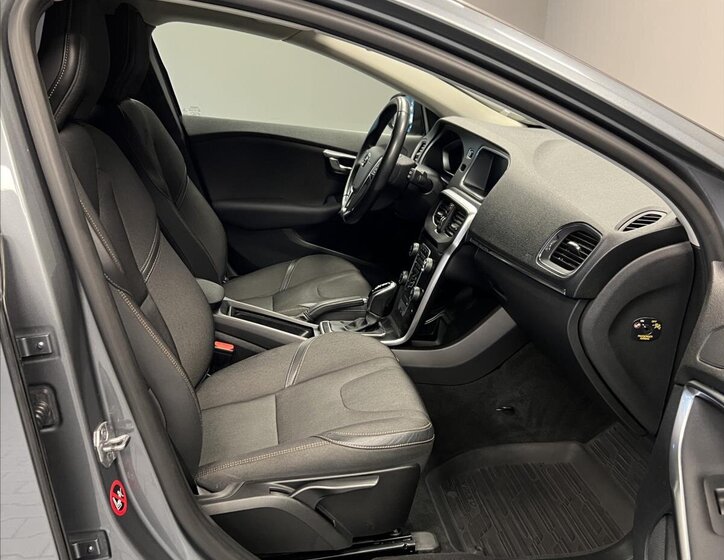 Volvo V40 Kombi 2,0 l 110 kw