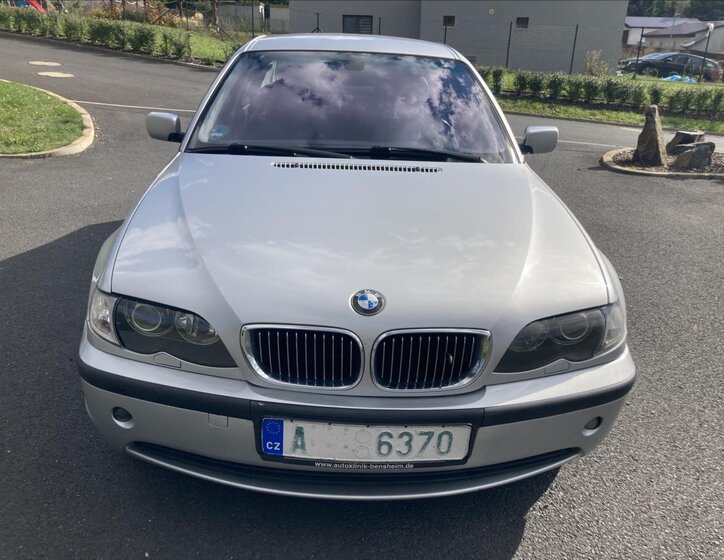 BMW Řada 3 Sedan / Limuzína 2,5 l 141 kw
