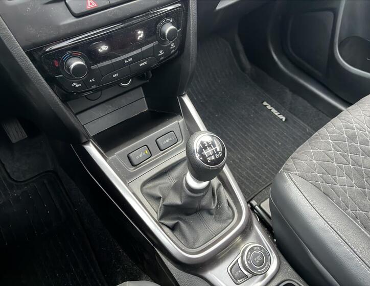 Suzuki Vitara 11