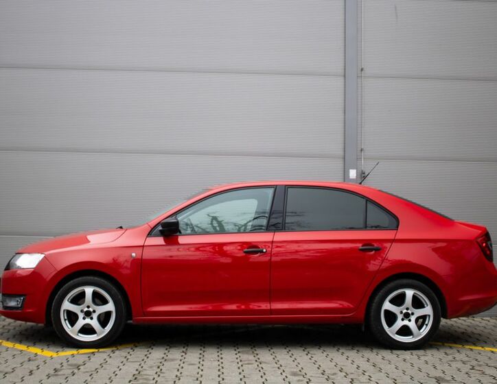 Škoda Rapid 8