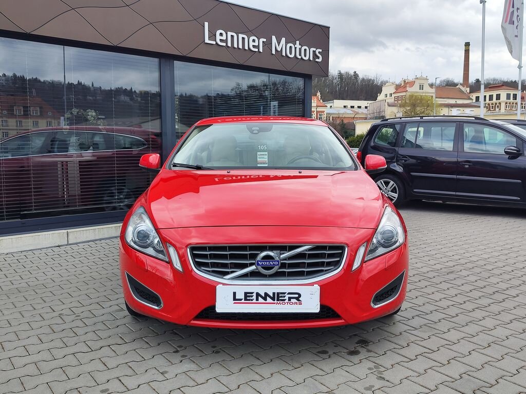 Volvo V60 Kombi 2,0 l 120 kw