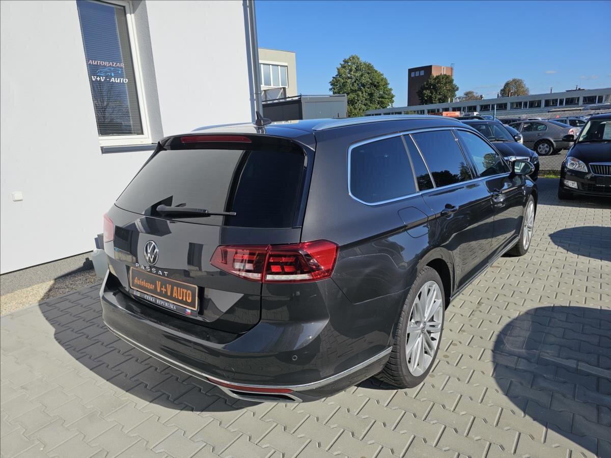 Volkswagen Passat Kombi 2,0 l 110 kw