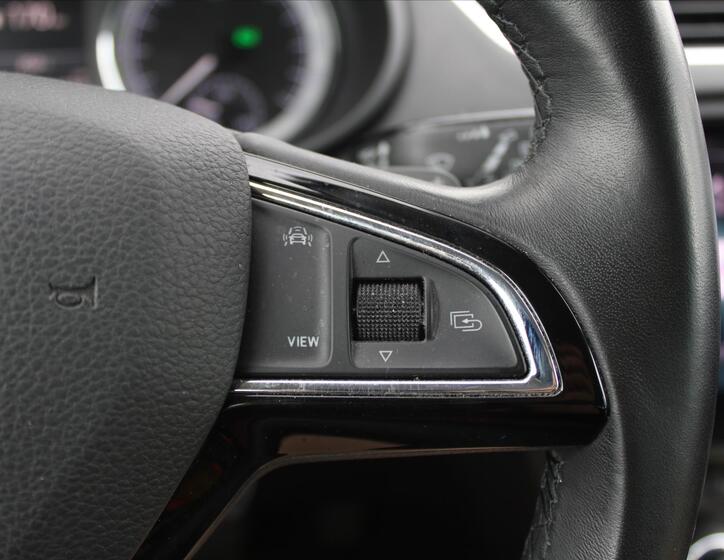 Škoda Octavia 14