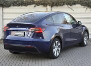 Tesla Model Y 7