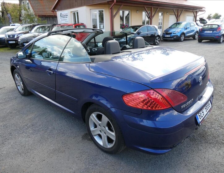 Peugeot 307 Kupé 2,0 l 100 kw