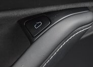 Tesla Model Y SUV / Terénní 0,0 378 kw