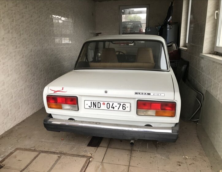 Lada 2107 1