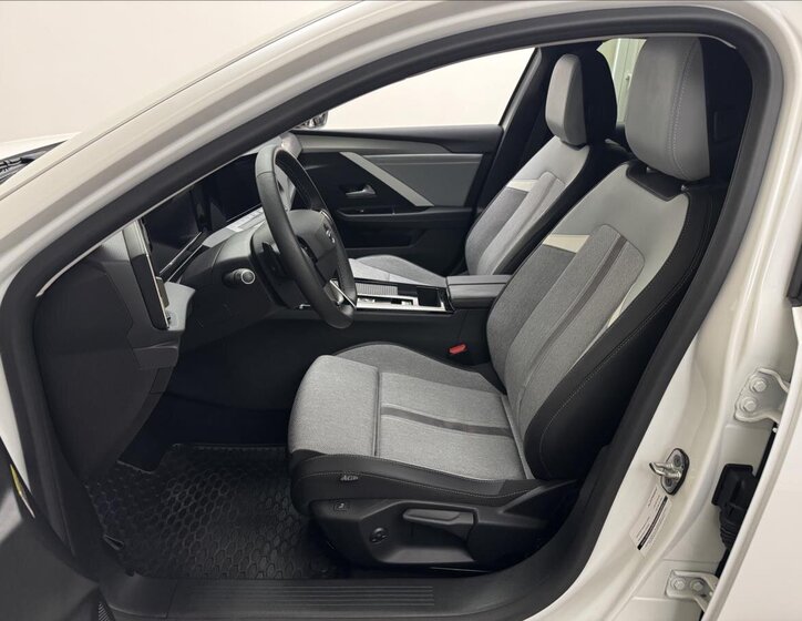 Opel Astra Hatchback 1,2 l 96 kw