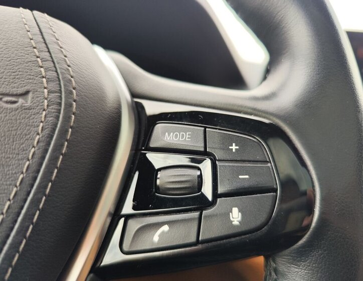 BMW Řada 5 Sedan / Limuzína 3,0 l 235 kw