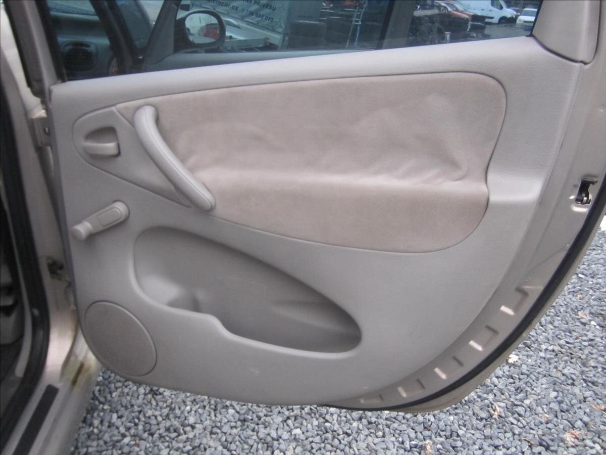 Citroën Xsara Picasso Kombi 1,6 l 80 kw