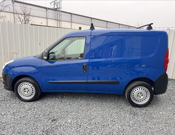 Fiat Dobló cargo Skříň 1,4 l 70 kw