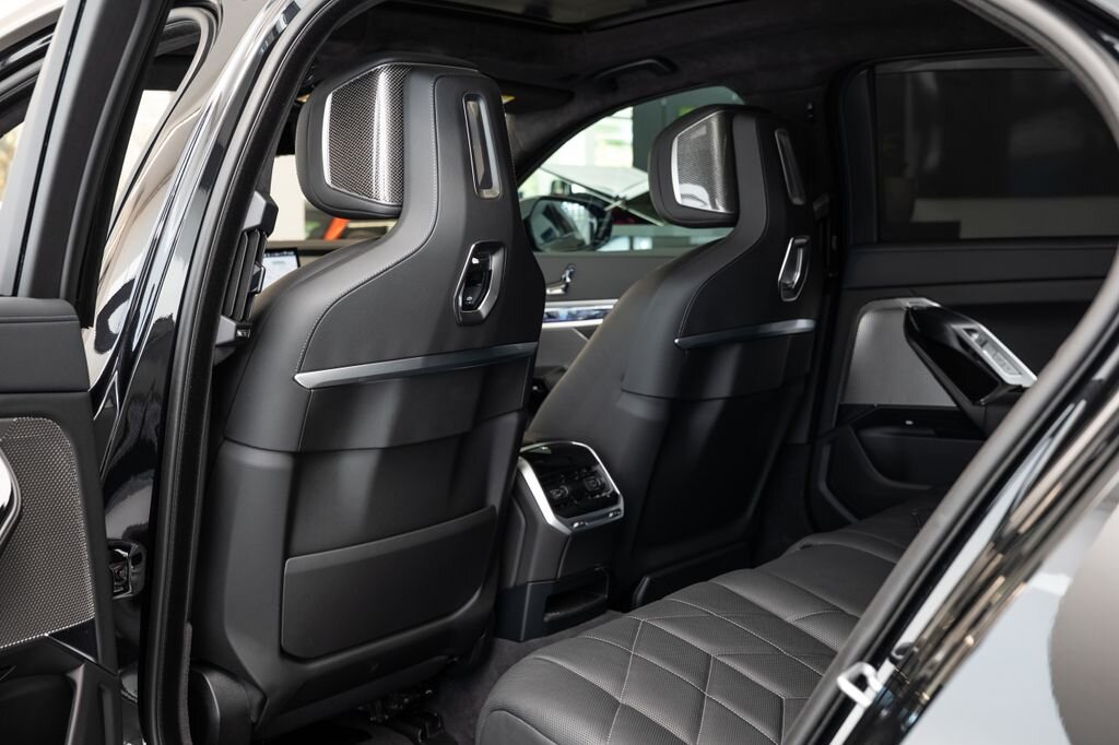 BMW Řada 7 Sedan / Limuzína 3,0 l 220 kw