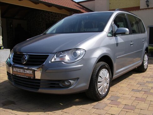 Volkswagen Touran MPV 1,9 l 0