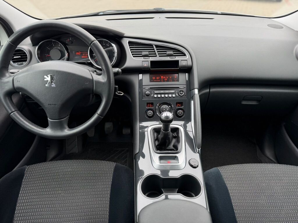 Peugeot 3008 MPV 1,6 l 88 kw