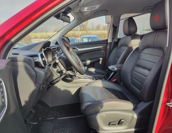 MG ZS SUV 999,0 82 kw