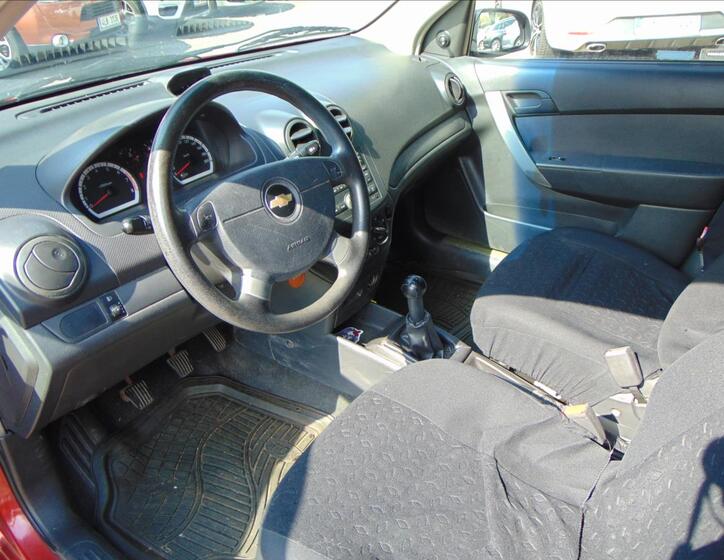 Chevrolet Aveo 9
