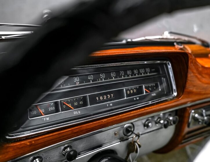 Mercedes-Benz 220 Kabriolet 2,2 l 78 kw