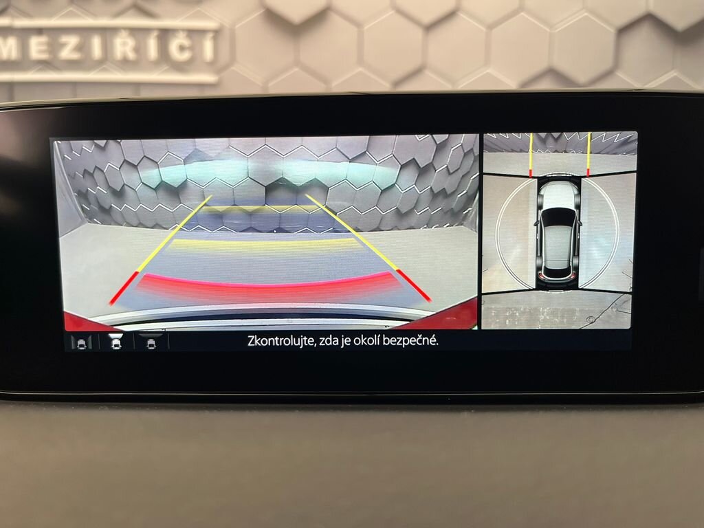 Mazda MX-30 SUV / Terénní 0,0 107 kw