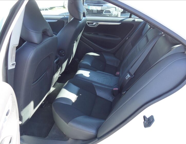 Volvo S60 Sedan 2,4 l 93 kw