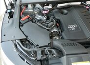 Audi Q5 SUV / Terénní 2,0 l 120 kw