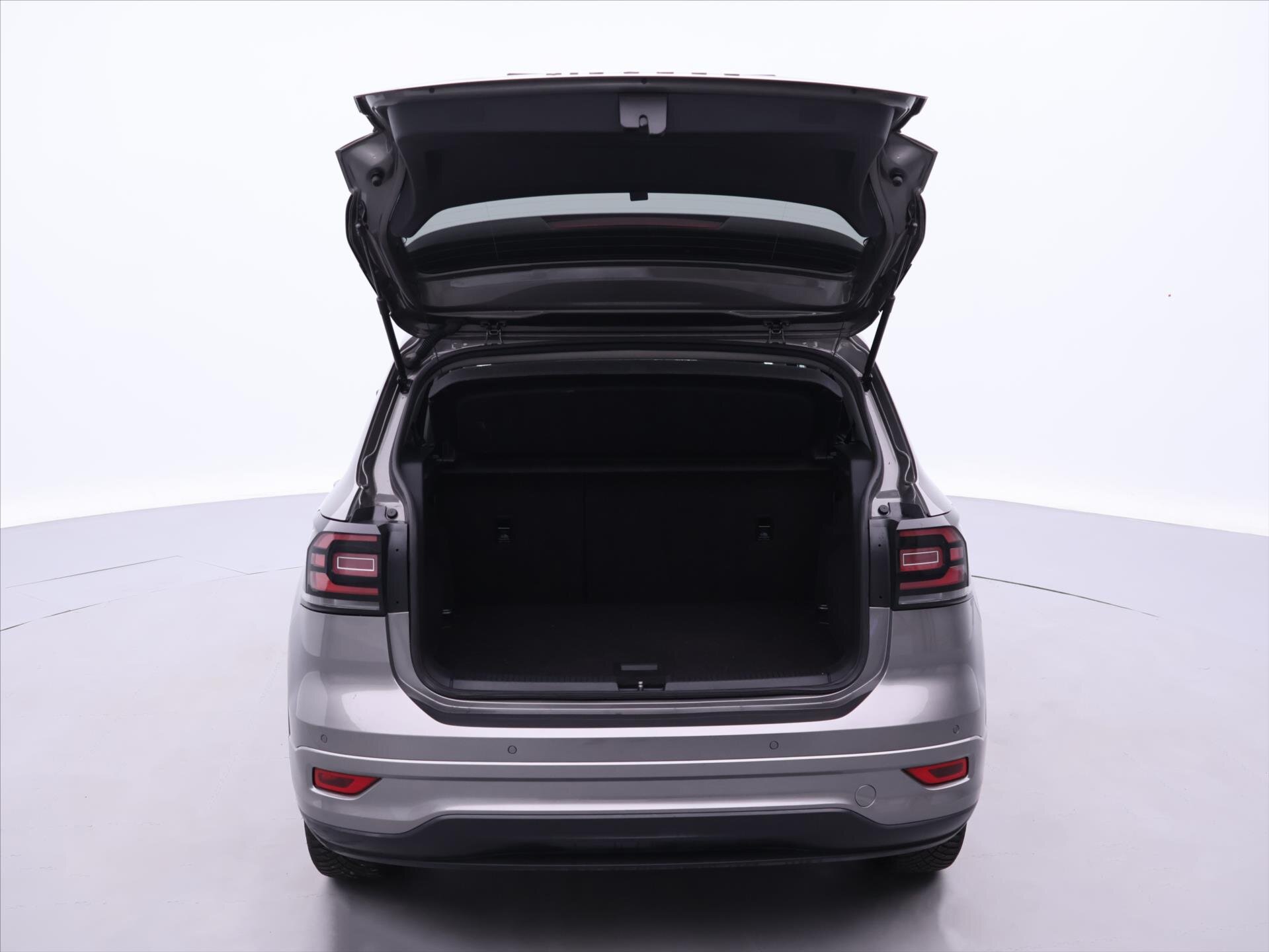 Volkswagen T-Cross SUV 999,0 85 kw