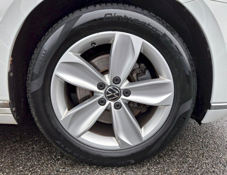 Volkswagen Passat Kombi 2,0 l 110 kw