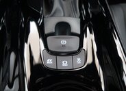 Toyota C-HR SUV 2,0 l 112 kw