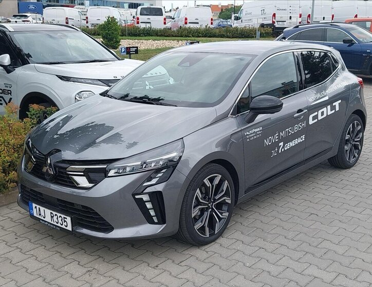 Mitsubishi Colt Hatchback 999,0 67 kw