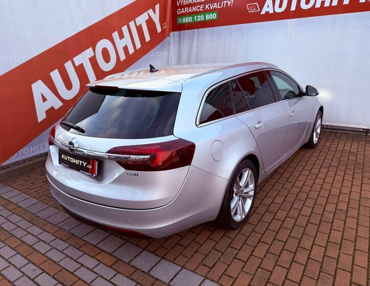 Opel Insignia 6