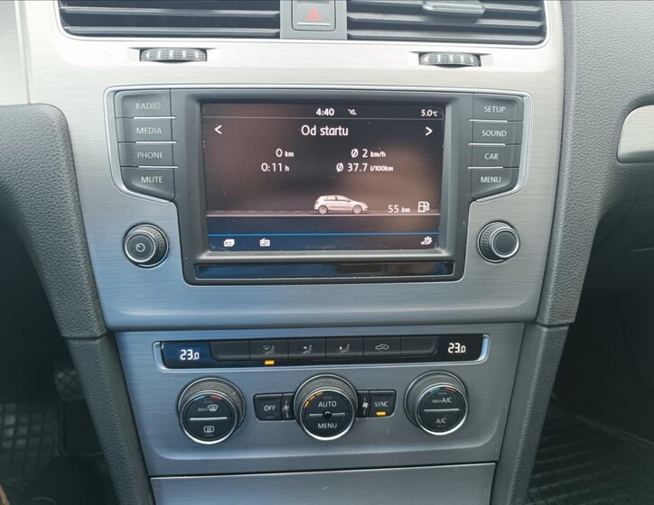 Volkswagen Golf Hatchback 1,2 l 81 kw