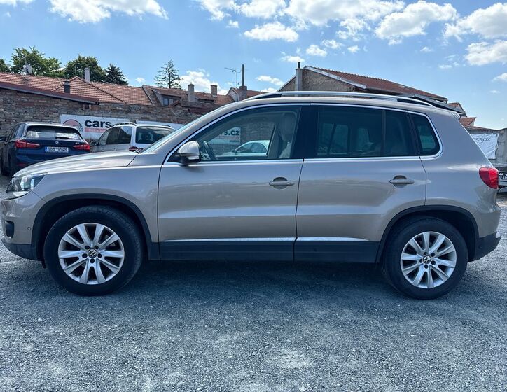 Volkswagen Tiguan 7