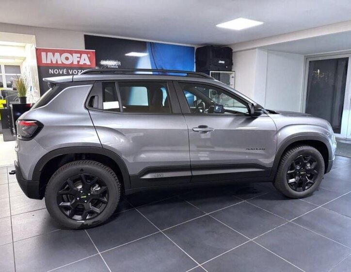 Jeep Avenger Ostatní 1,2 l 107 kw