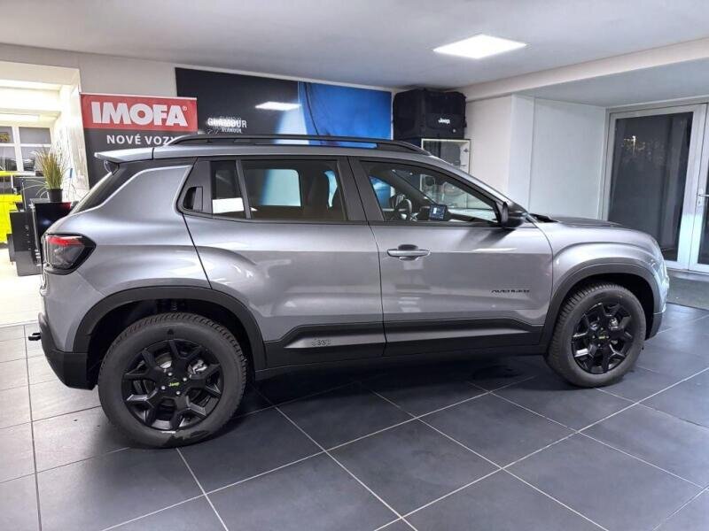 Jeep Avenger Ostatní 1,2 l 107 kw