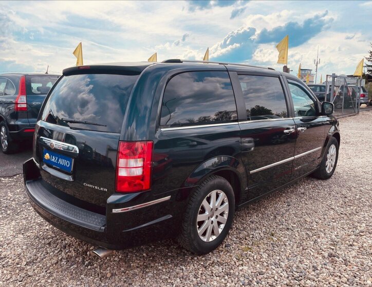 Chrysler Grand Voyager MPV 2,8 l 120 kw