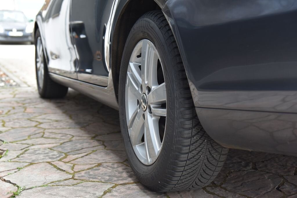 Volkswagen Golf Kombi 1,6 l 77 kw