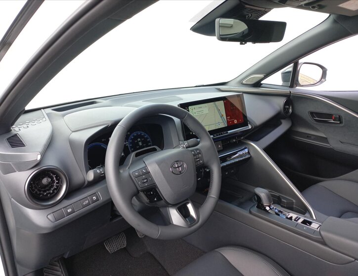 Toyota C-HR CUV 1,8 l 72 kw