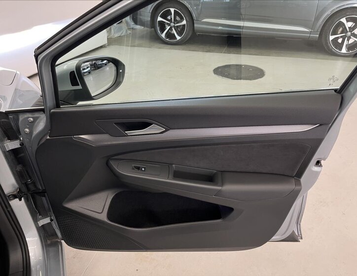 Volkswagen Golf Kombi 1,5 l 110 kw