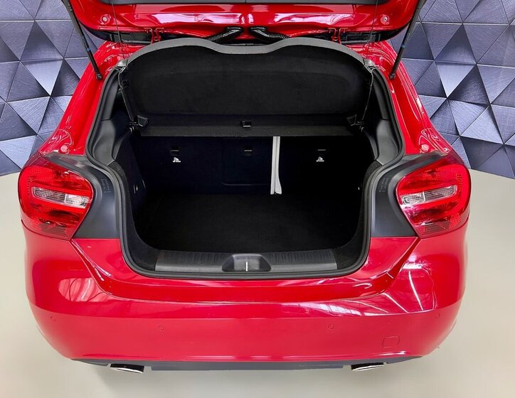 Mercedes-Benz Třídy A Hatchback 1,8 l 80 kw