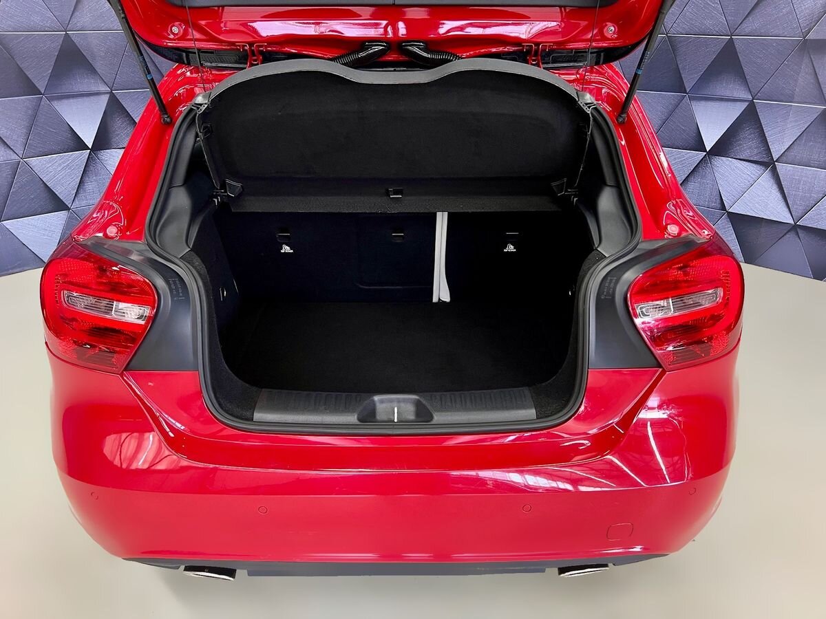 Mercedes-Benz Třídy A Hatchback 1,8 l 80 kw