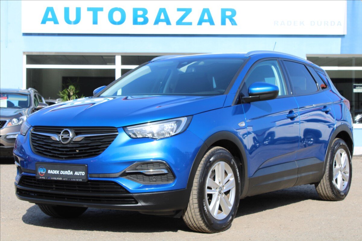 Opel Grandland X SUV / Terénní 1,2 l 96 kw