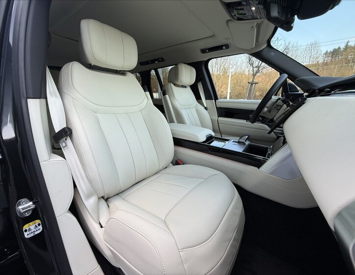 Land Rover Range Rover SUV / Terénní 4,4 l 390 kw