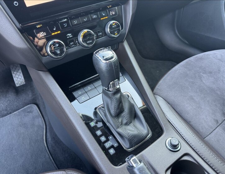 Škoda Octavia Sedan / Limuzína 2,0 l 110 kw