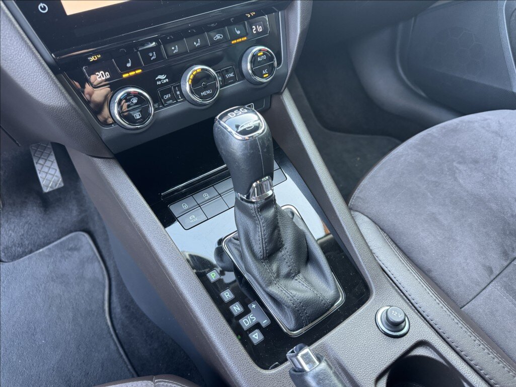 Škoda Octavia Sedan / Limuzína 2,0 l 110 kw