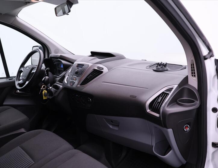 Ford Transit Custom 23