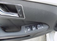 Mercedes-Benz Třídy E Sedan / Limuzína 2,1 l 125 kw