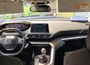 Peugeot 3008 SUV / Terénní 1,5 l 96 kw