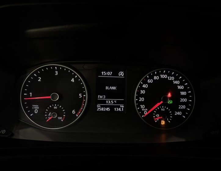 Volkswagen Transporter 18